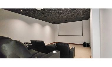 Vendo Moderna casa de 2 pisos, unidad cerrada, Llanogrande