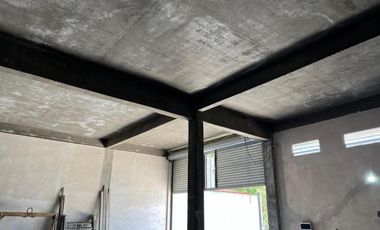 HERMOSO DEPOSITO A ESTRENAR