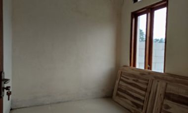 DIJUAL EKONOMIS RUMAH DI TEPI JALAN SECANG MAGELANG