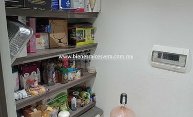 CASA EN VENTA EN SAN JUAN DEL RIO EN LOMAS DE SAN JUAN MIRNA