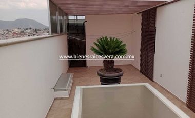 CASA EN VENTA EN SAN JUAN DEL RIO EN LOMAS DE SAN JUAN MIRNA
