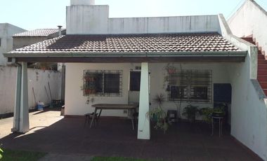 Casa en  Villa Dominico