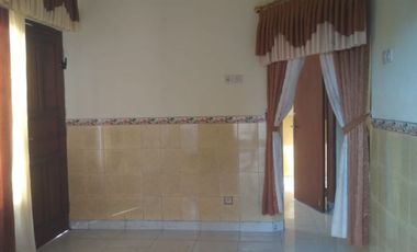 DISEWAKAN RUMAH HOOK FREE FURNISHED DI JALAN PALAGAN