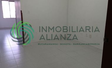 oficina en arriendo en cabecera del llano. Cod A15531