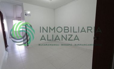 oficina en arriendo en cabecera del llano. Cod A15531