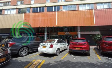 oficina en arriendo en cabecera del llano. Cod A15531