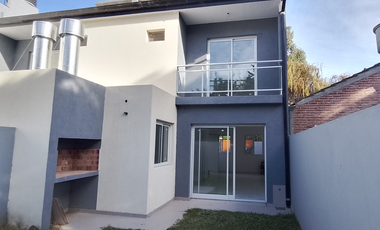 Duplex a estrenar en venta en Santa Clara del Mar