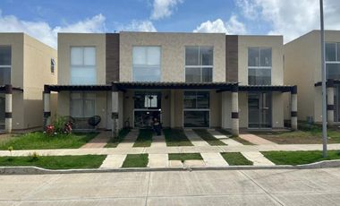 casa en arriendo en zona norte. Cod A90287