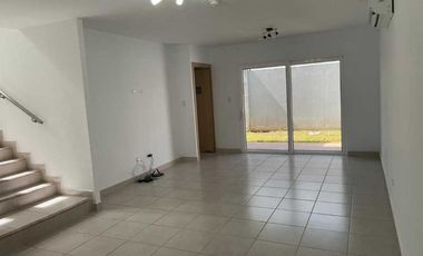 ALQUILER CASA BRISAS DEL GOLF