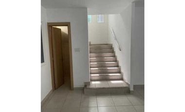 ALQUILER CASA BRISAS DEL GOLF