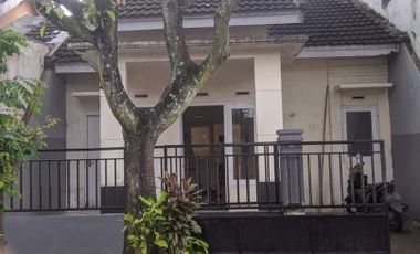 Rumah Dijual Perum Puri Cempaka Putih Jl.Mayjend Sungkono Malang