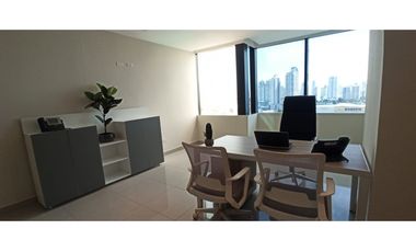 SE ALQUILA OFICINA EN CALLE 50, SERVICIOS INCLUIDOS!!