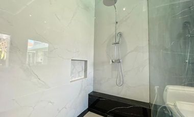 Villa Baru style Modern dekat Pantai Double Six Seminyak