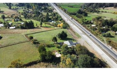 Hermosa Parcela con Casa - Restaurant con ubicación privilegiada.