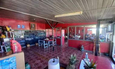 Hermosa Parcela con Casa - Restaurant con ubicación privilegiada.