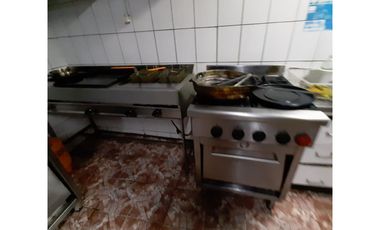 Hermosa Parcela con Casa - Restaurant con ubicación privilegiada.