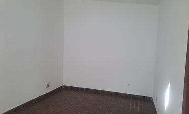 CASA EN RENTA EN LOMAS 1ra SECC SLP