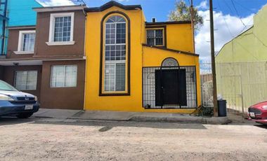 Se vende casa de 4 recámaras en Baja Maq El Águila, Tijuana