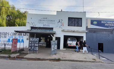 SE VENDE LOCAL  SOBRE AVENIDA MAS GALPON DE 360 M2  EN GUERNICA
