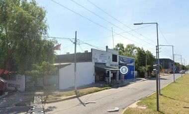 SE VENDE LOCAL  SOBRE AVENIDA MAS GALPON DE 360 M2  EN GUERNICA