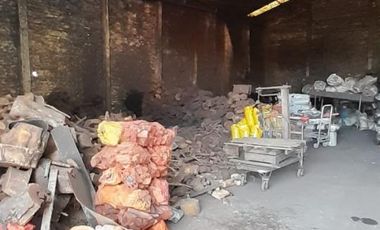 SE VENDE LOCAL  SOBRE AVENIDA MAS GALPON DE 360 M2  EN GUERNICA