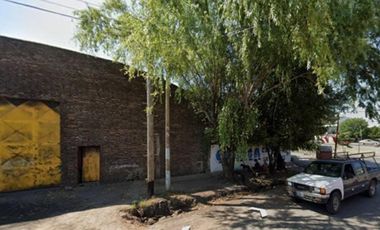 SE VENDE LOCAL  SOBRE AVENIDA MAS GALPON DE 360 M2  EN GUERNICA