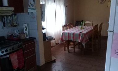 Casa en venta en Lanus Oeste