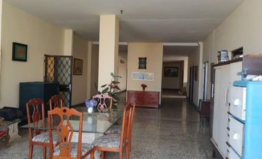 edificio en arriendo en las delicias. Cod A94169