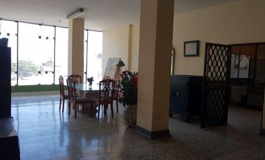 edificio en arriendo en las delicias. Cod A94169