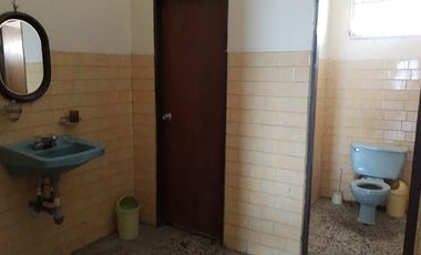 edificio en arriendo en las delicias. Cod A94169