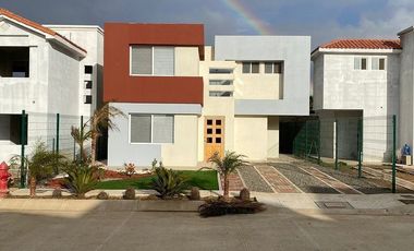 SE VENDE CASA 2 PLANTAS $2,500,000 PESOS COL. VICENTE GUERRERO FRACC CASA BONITA