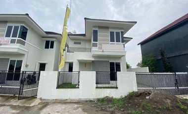 Jual Rumah Siap Huni 2 Lantai Murah