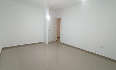 VENTA DE DEPARTAMENTO 3 AMBIENTES TIPO PH - DETALLES DE CATEGORIA - FONDO LIBRE- PLANTA BAJA - LOMAS DE ZAMORA
