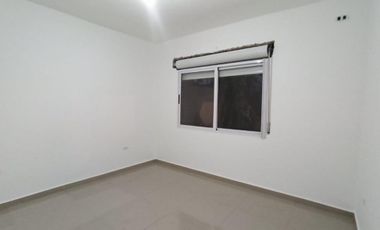 VENTA DE DEPARTAMENTO 3 AMBIENTES TIPO PH - DETALLES DE CATEGORIA - FONDO LIBRE- PLANTA BAJA - LOMAS DE ZAMORA