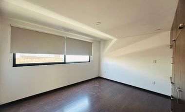 VENTA CASA EN LOMAS DE CHAPULTEPEC