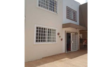 ALQUILER CASA PH EVEREST PASEO DEL NORTE