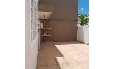 ALQUILER CASA PH EVEREST PASEO DEL NORTE