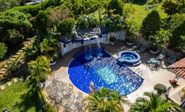 Finca en venta en Bogota. Cod V5682