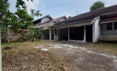 DIJUAL RUMAH di Jl. ADHYAKSA RAYA, LEBAK BULUS dkt TB SIMATUPANG