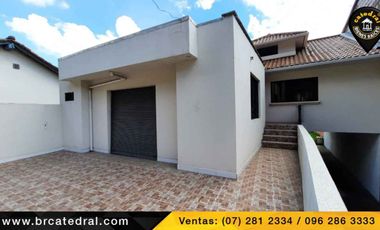 Villa Casa Edificio de venta en Via Patamarca – código:18026
