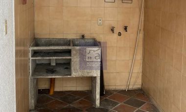 COD. 4154 - SE ARRIENDA CASA - BARRIO: LA UNIVERSIDAD