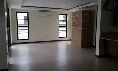 House and Lot for Rent with Three Bedrooms and Pool in Frie