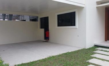 House and Lot for Rent with Three Bedrooms and Pool in Frie