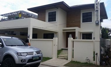 House and Lot for Rent with Three Bedrooms and Pool in Frie