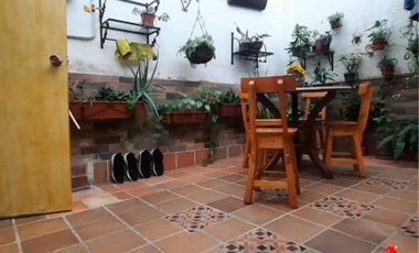 casa-local en venta en cristobal. Cod V4174