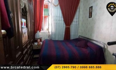 Casa de venta en Centro – código:17563