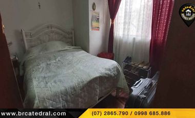 Casa de venta en Centro – código:17563