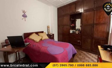 Casa de venta en Centro – código:17563