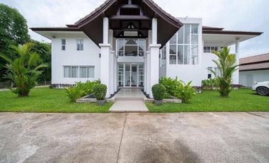 6 Bedroom Villa for sale in Huai Sai, Chiang Mai
