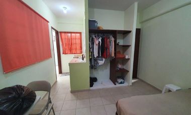 CASA EN COL PETROLERA CON 3 DEPARTAMENTOS ACCESO INDEPENDIENTE $4,650,000.00